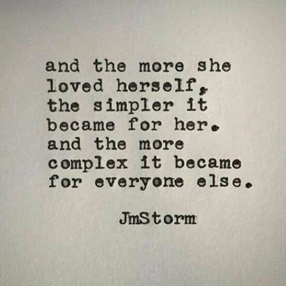 Meet your Posher, Katie - Picture 1 of 1